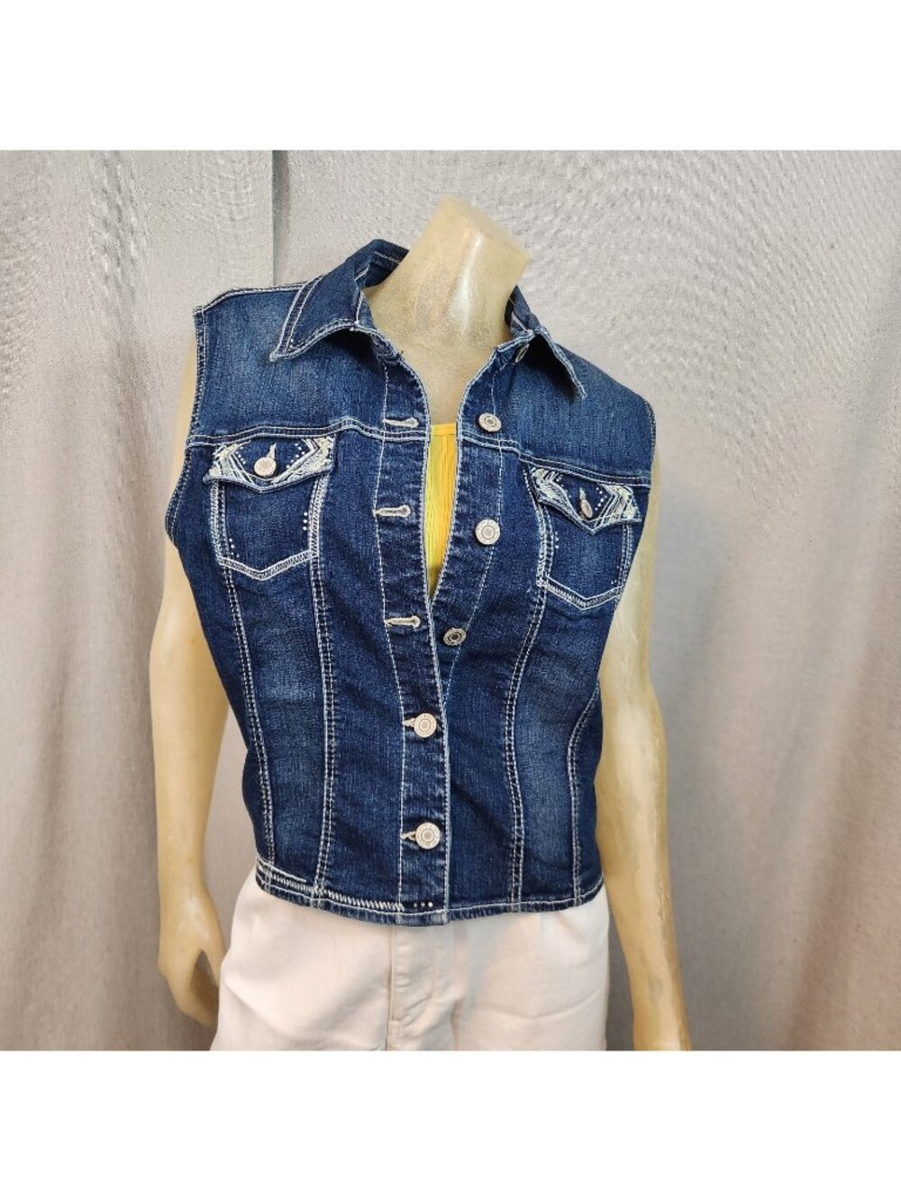 Rhythm In Blues Denim Blue Jean Button Vest XL XLARGE Sleeveless Embellished